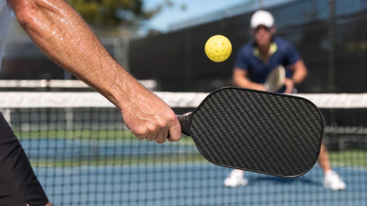 Qué distingue una pala de pickleball para avanzados de una de iniciación — pala de pickleball para avanzados